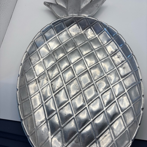 Silver Pineapple Pewter Serveware Platter - Picture 3 of 5